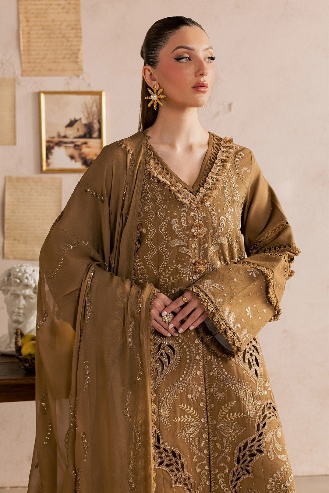 Exclusive Unstitched Karandi 3 piece