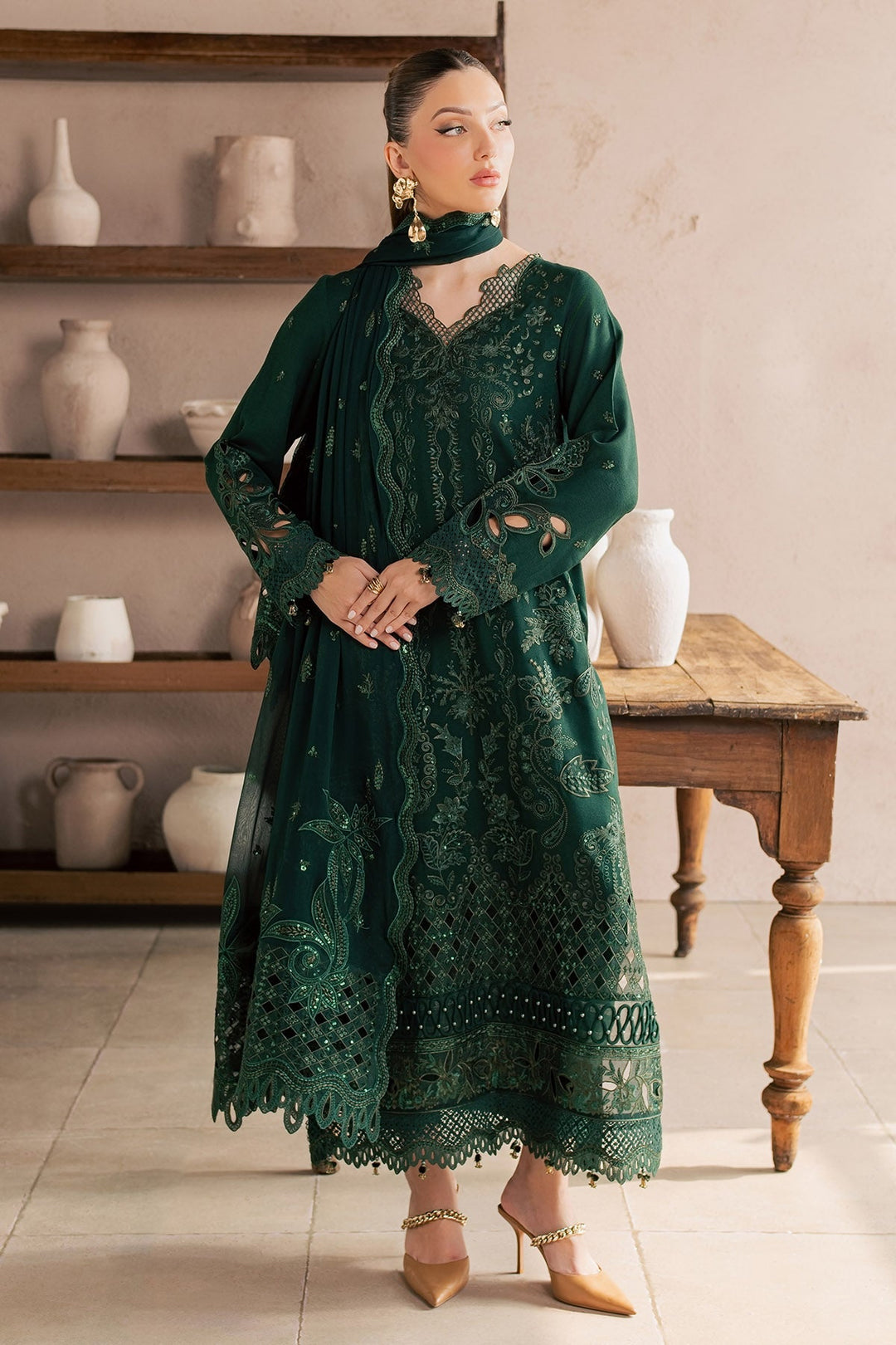 Exclusive Unstitched Karandi 3 piece