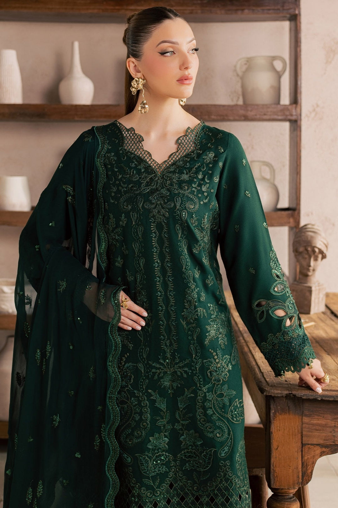 Exclusive Unstitched Karandi 3 piece