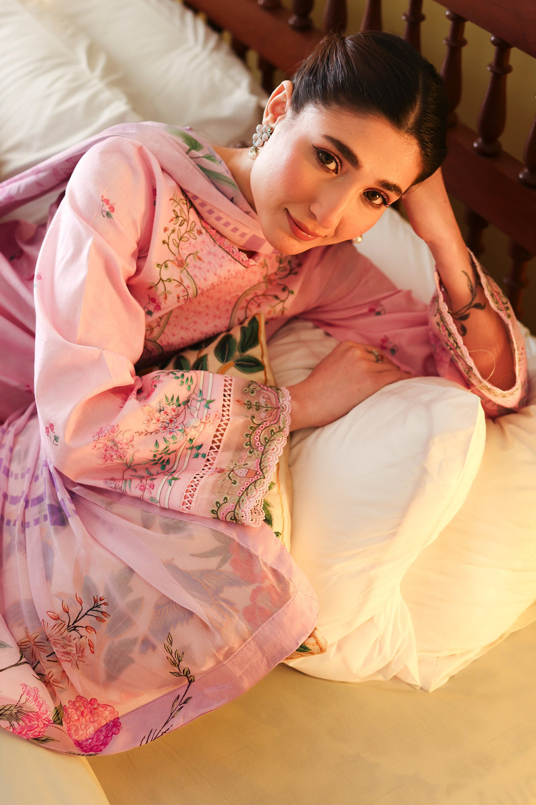 DOSTI PRINTED LAWN