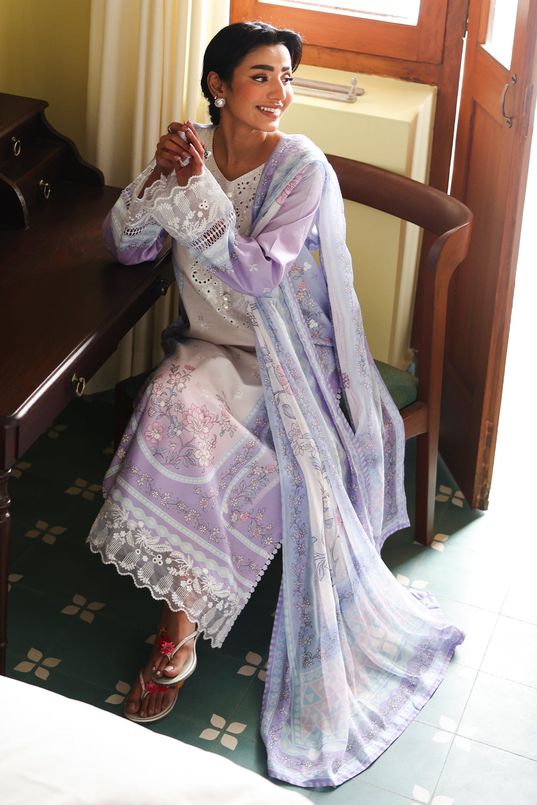 DOSTI PRINTED LAWN
