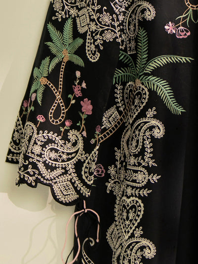 Embroidered kaftan