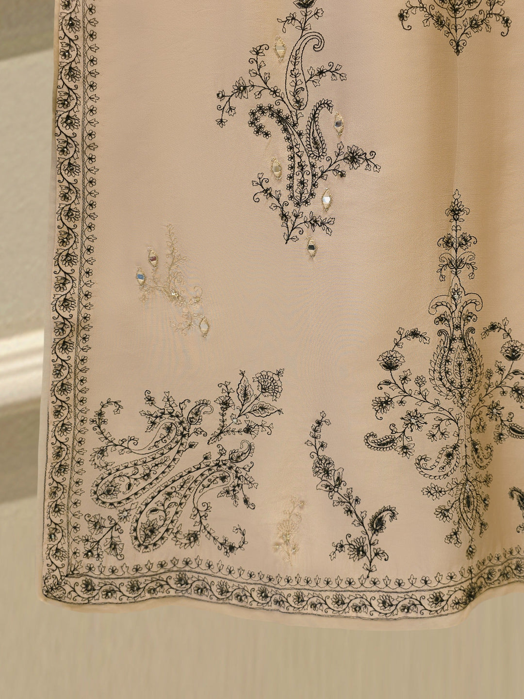 3 Piece- Pure Sheesha Silk Embroidered Suit
