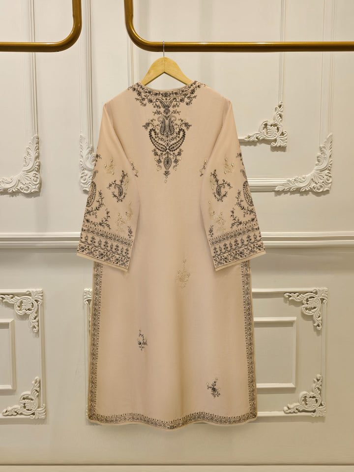 3 Piece- Pure Sheesha Silk Embroidered Suit