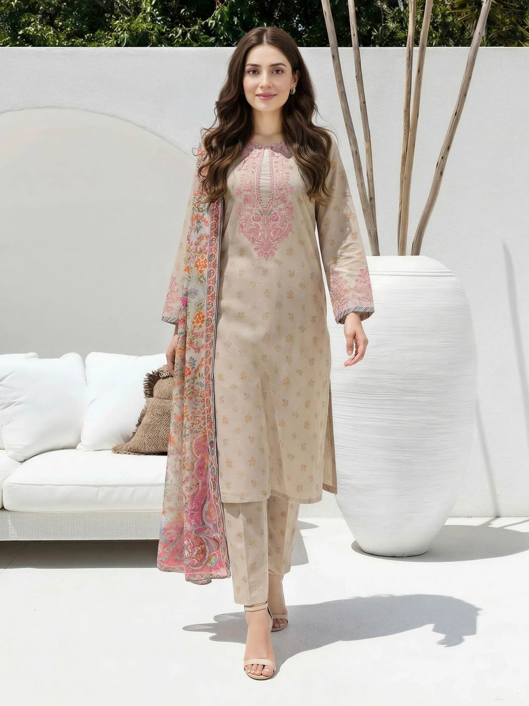3 Piece Lawn Suit- Embroidered (Unstitched)