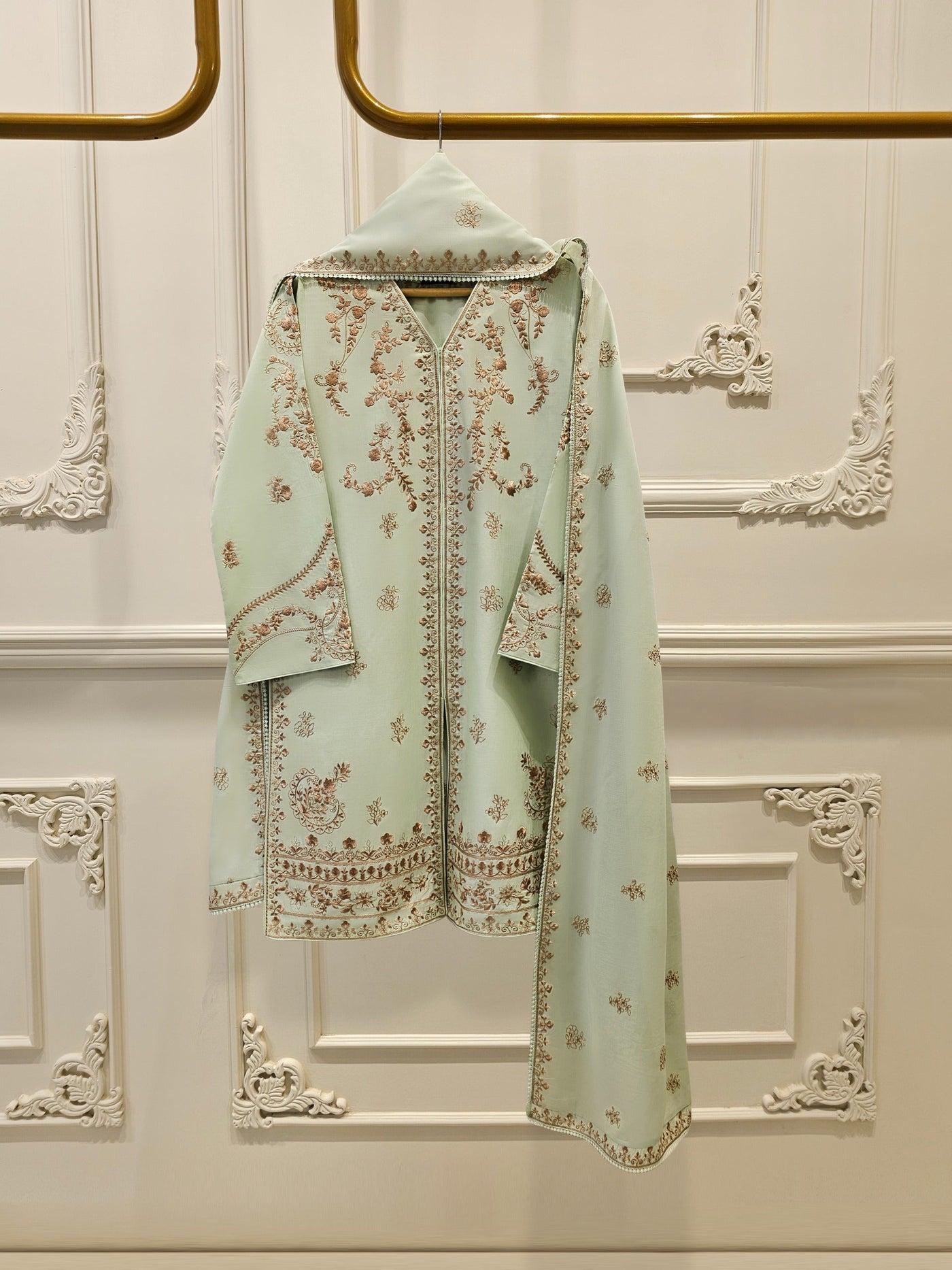 3 Piece - Embroidered Lawn Suit
