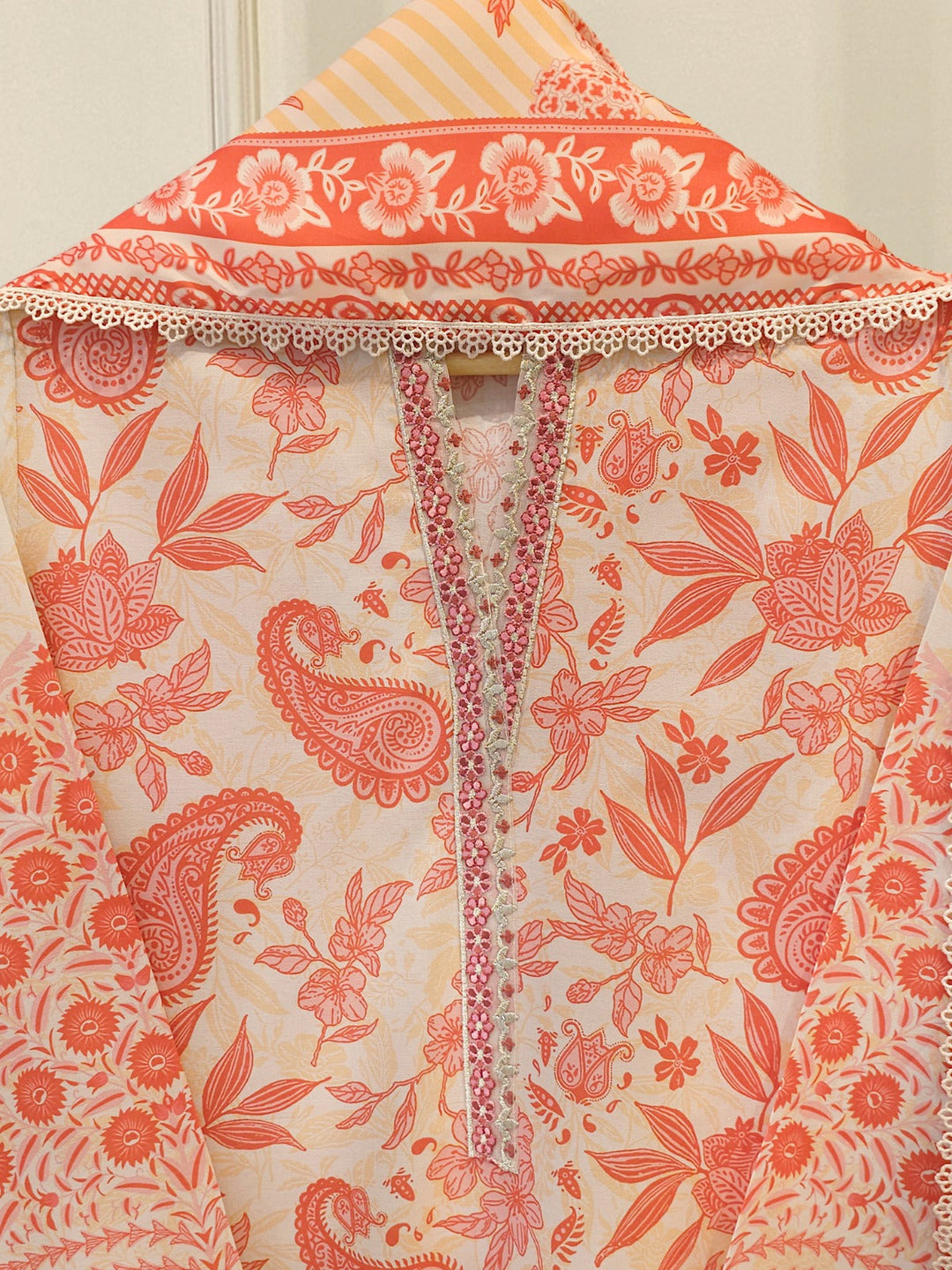 3 Piece - Embroidered Lawn Suit