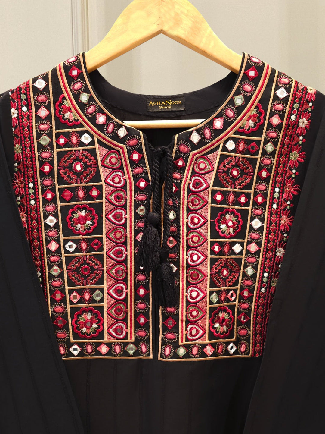 2 Piece - Embroidered Jacquard Suit