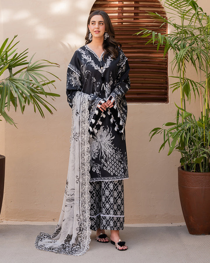 Summer in Bloom | Printed Lawn