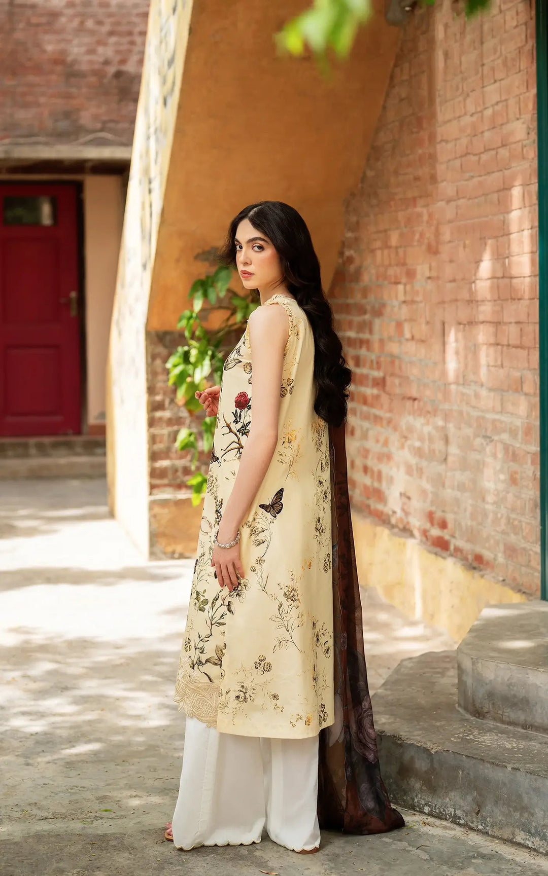 Asifa Summer Lawn