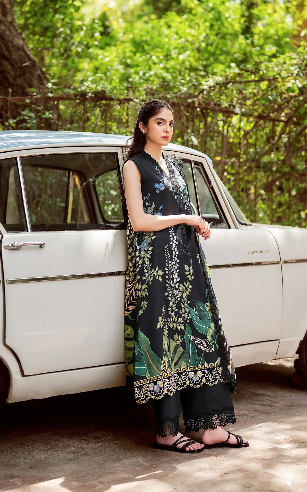 Asifa Summer Lawn
