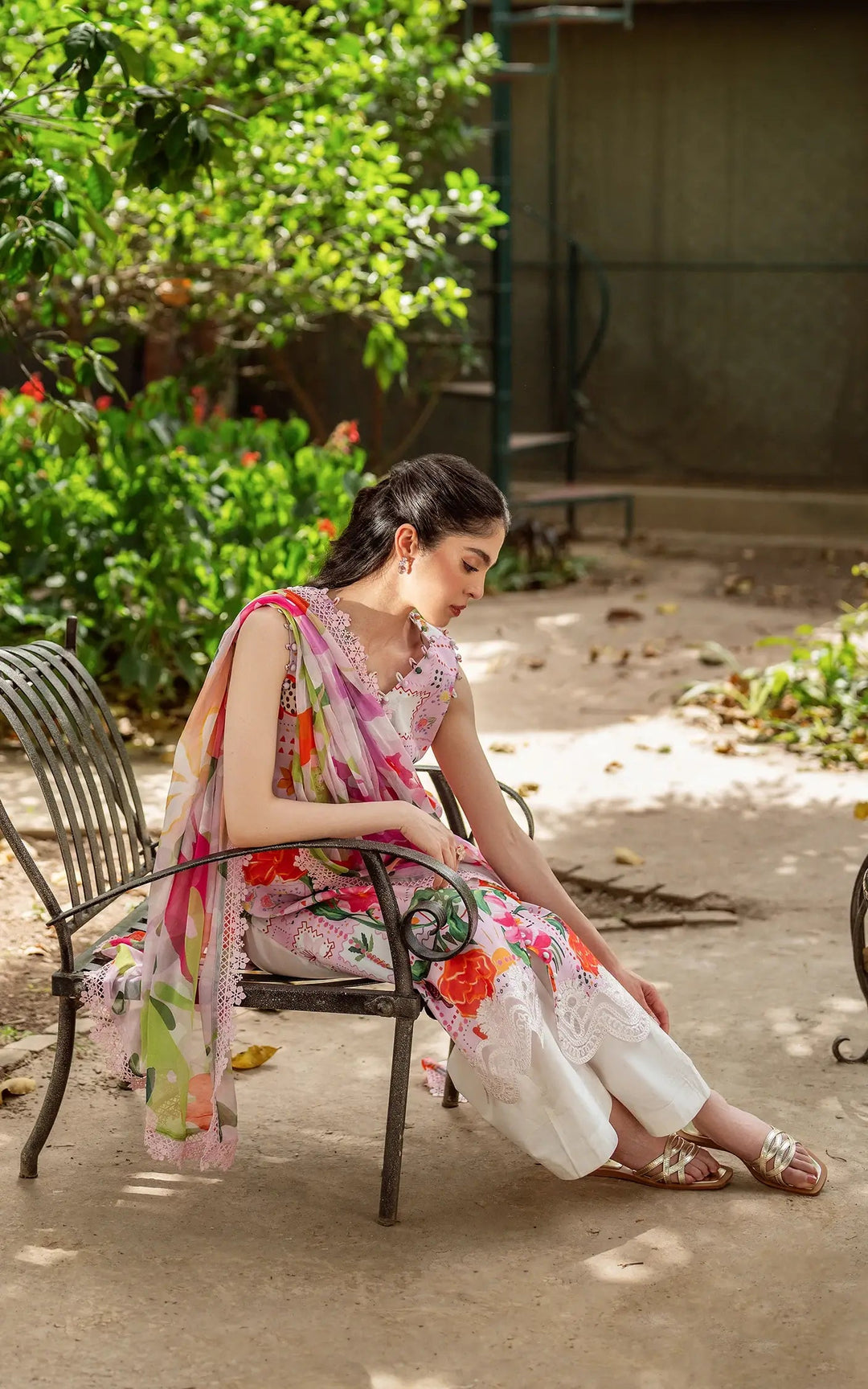 Asifa Summer Lawn