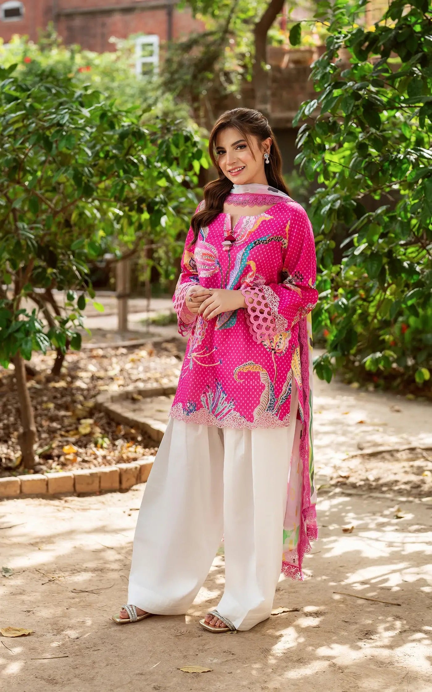 Asifa Summer Lawn