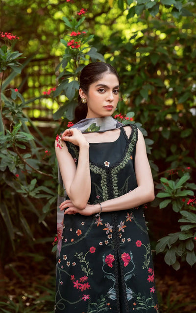 Asifa Summer Lawn