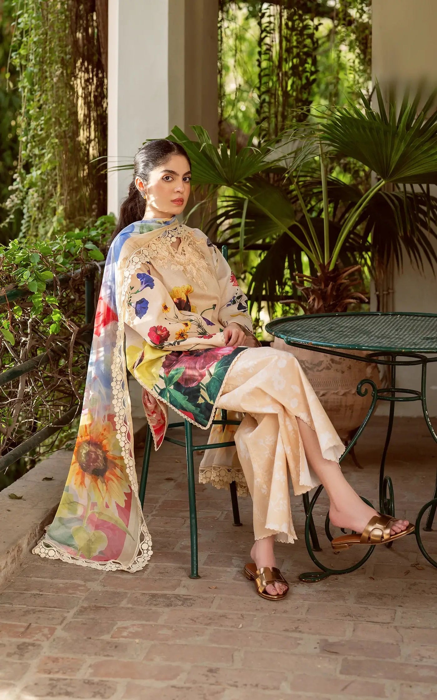Asifa Summer Lawn