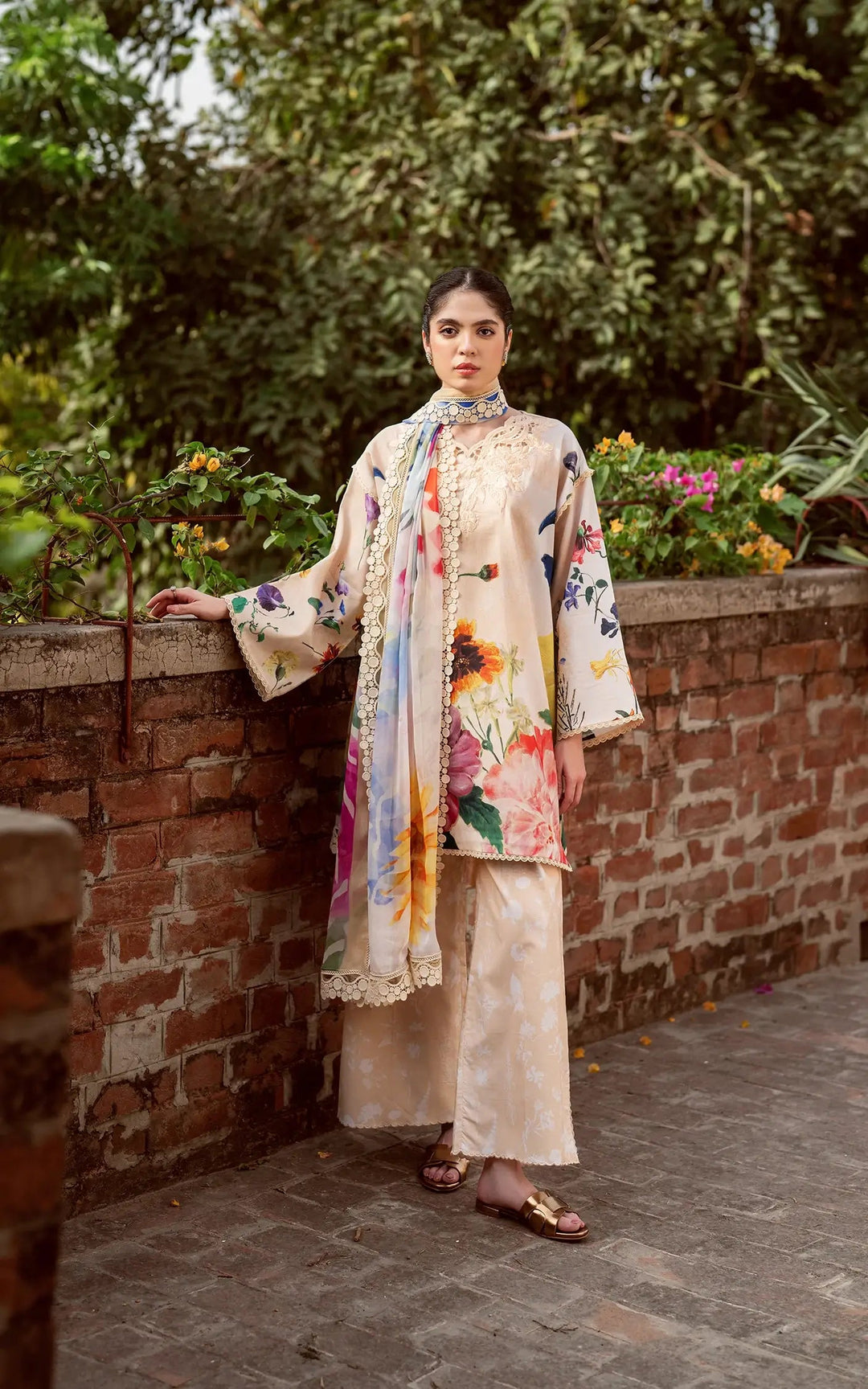 Asifa Summer Lawn