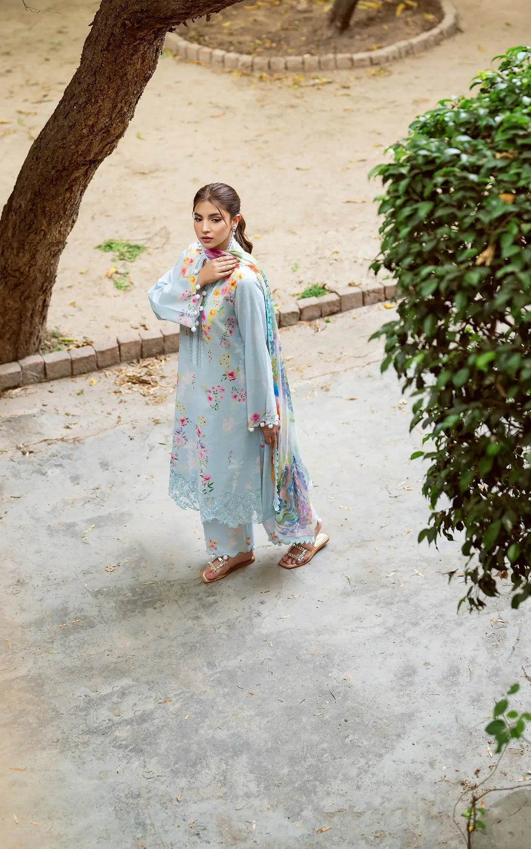 Asifa Summer Lawn