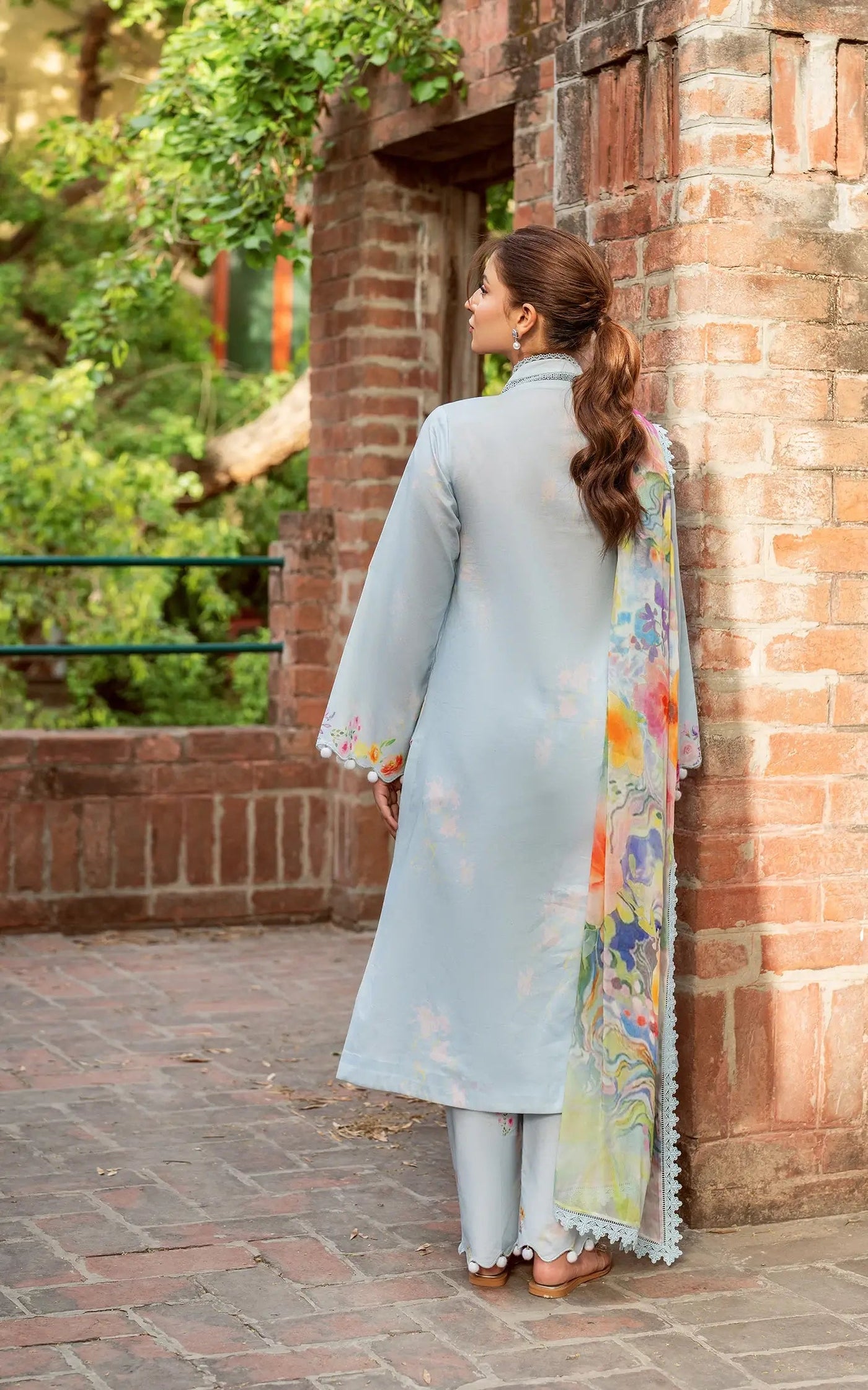 Asifa Summer Lawn