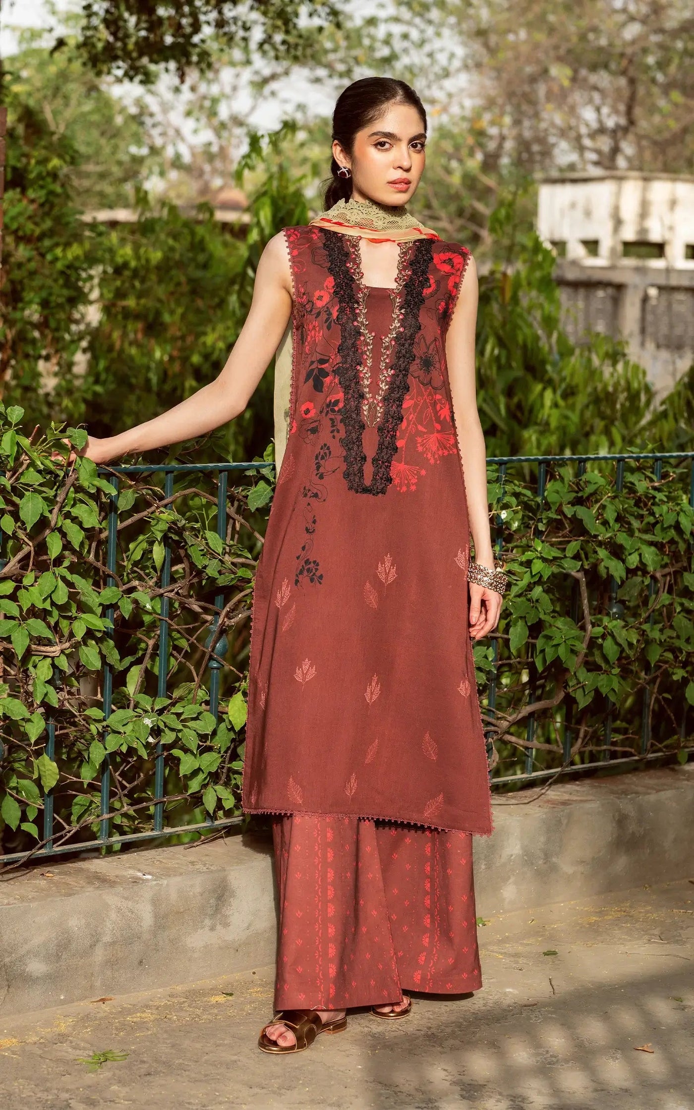 Asifa Summer Lawn