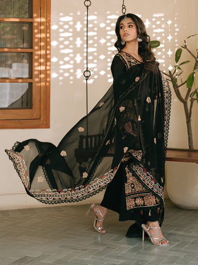 Shanaya Luxury Lawn