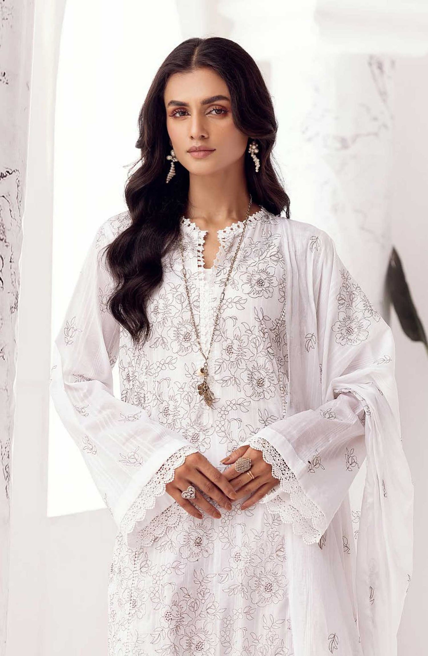 Arzoo Embroidered Slub Lawn