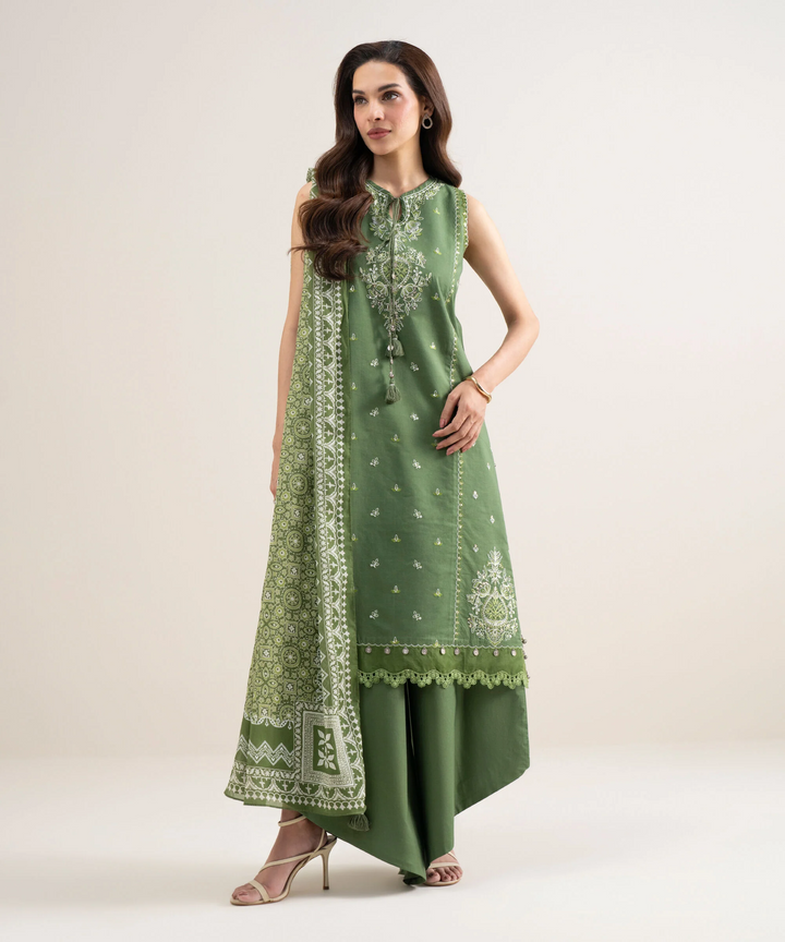 3 Piece - Embroidered Lawn Suit