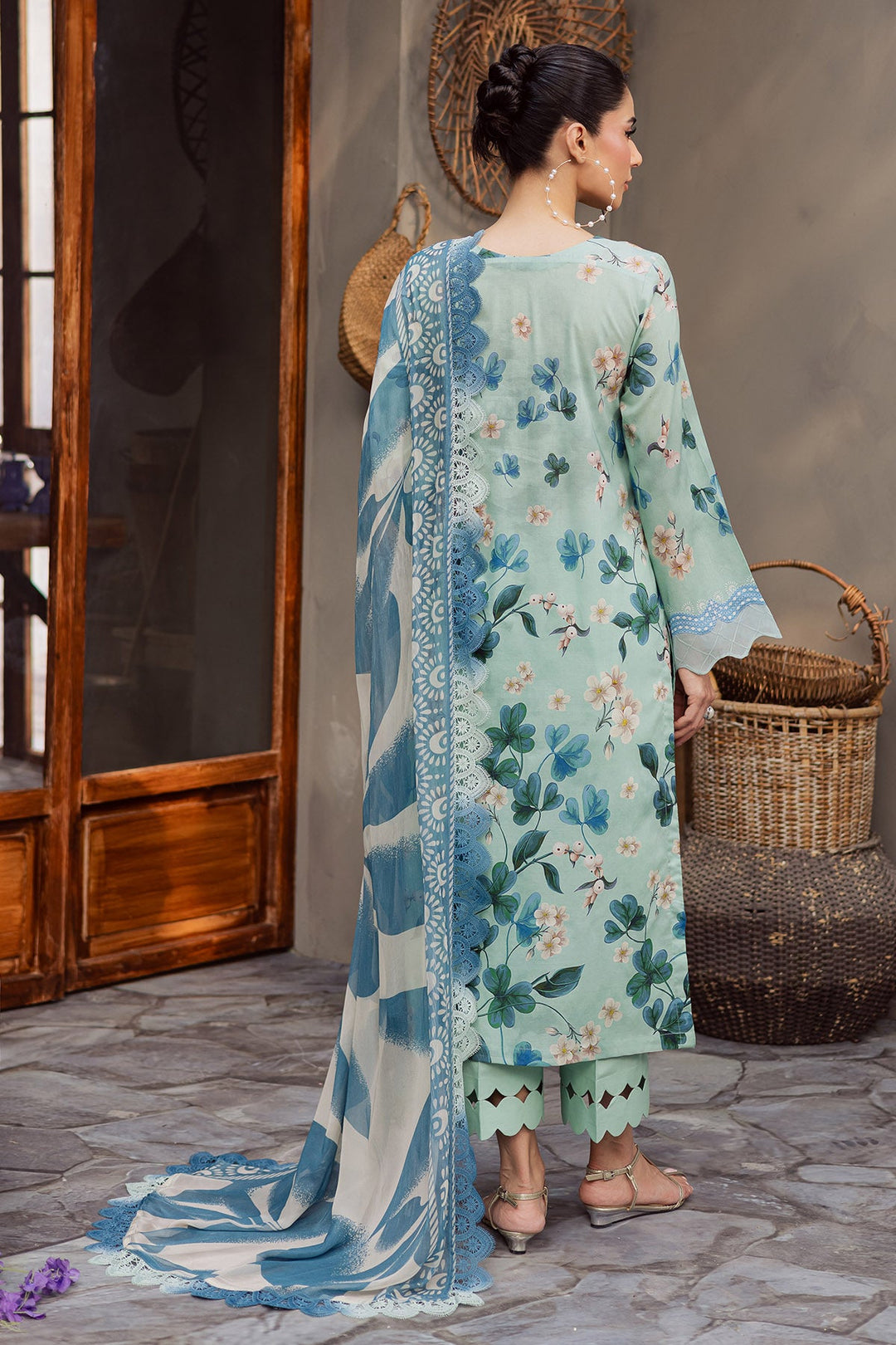 SIGNATURE PRINTS LAWN