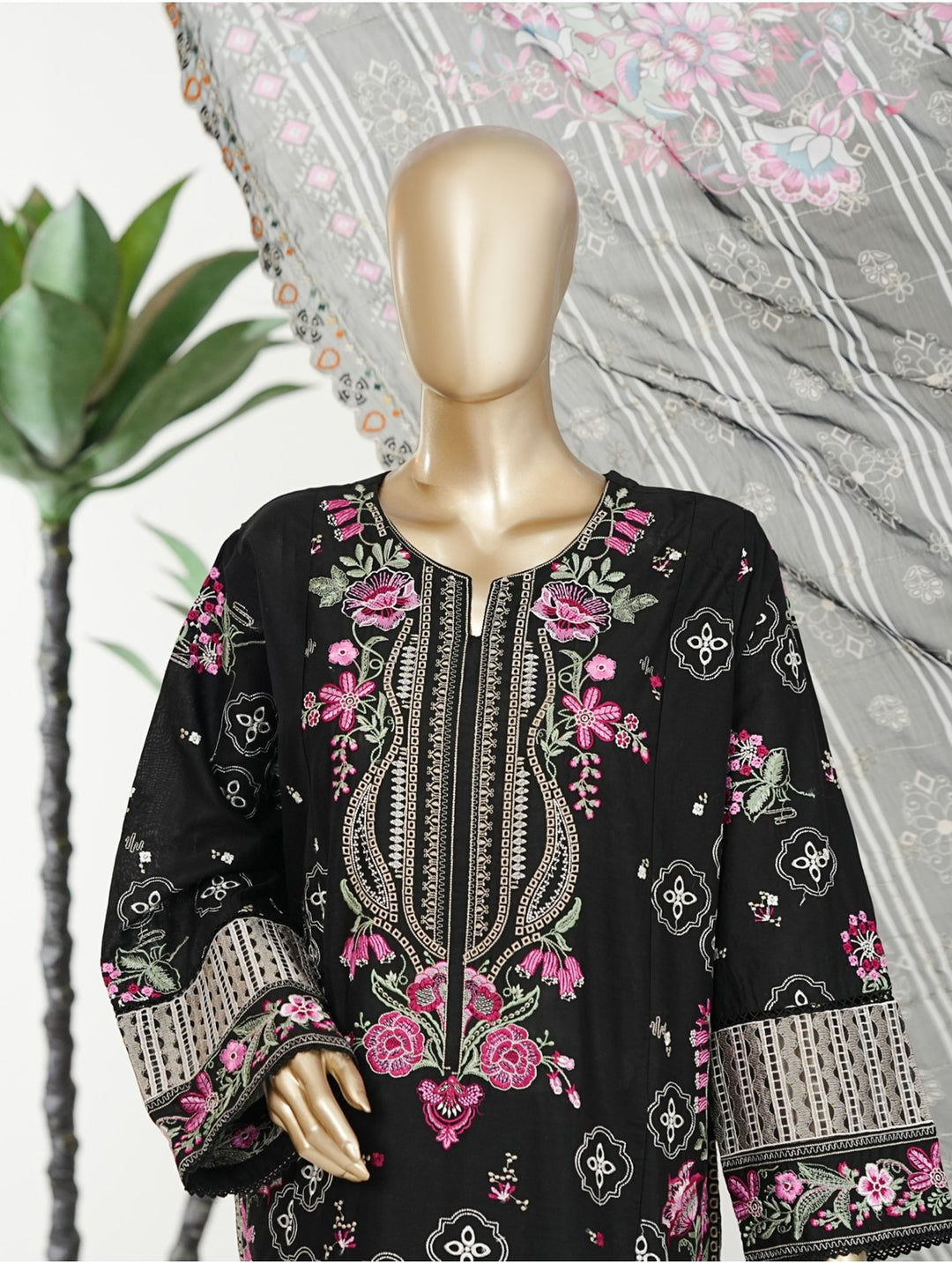 Luxury Embroidered  Lawn 3 Piece