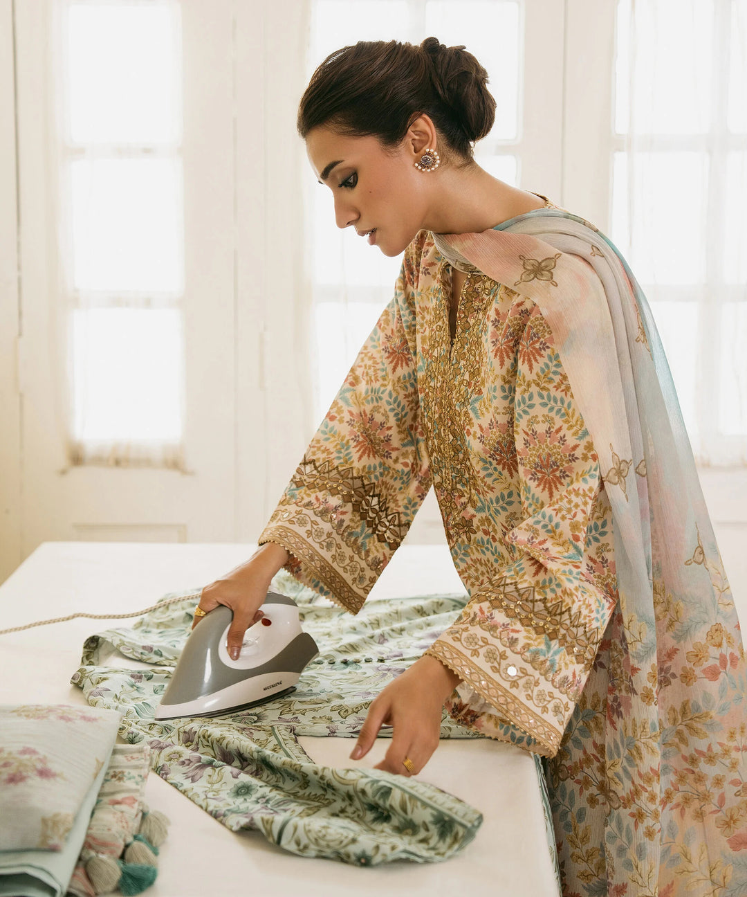 3 Piece - Embroidered Lawn Suit