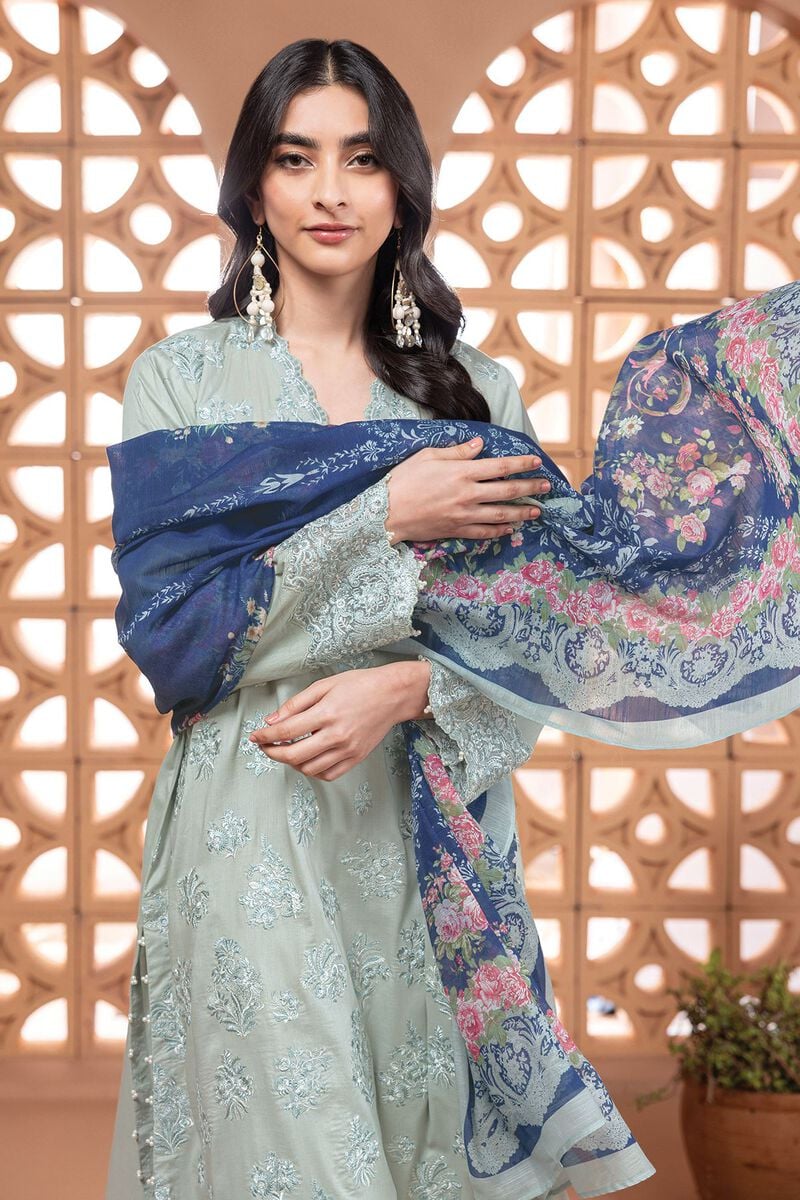 KHAADI ||  Embroidered Cambric Fabrics 3 Piece