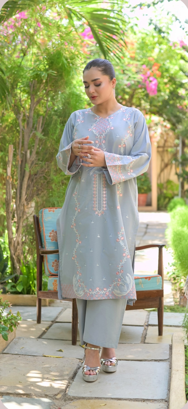 Aina EMBROIDERED LAWN CO-ORD SET EDIT
