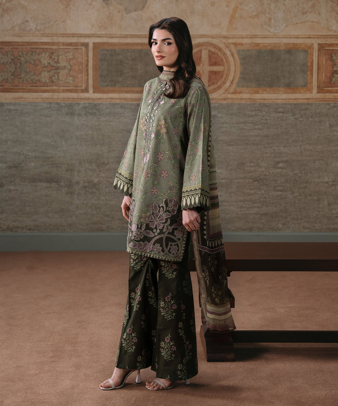 3 Piece - Embroidered Lawn Suit