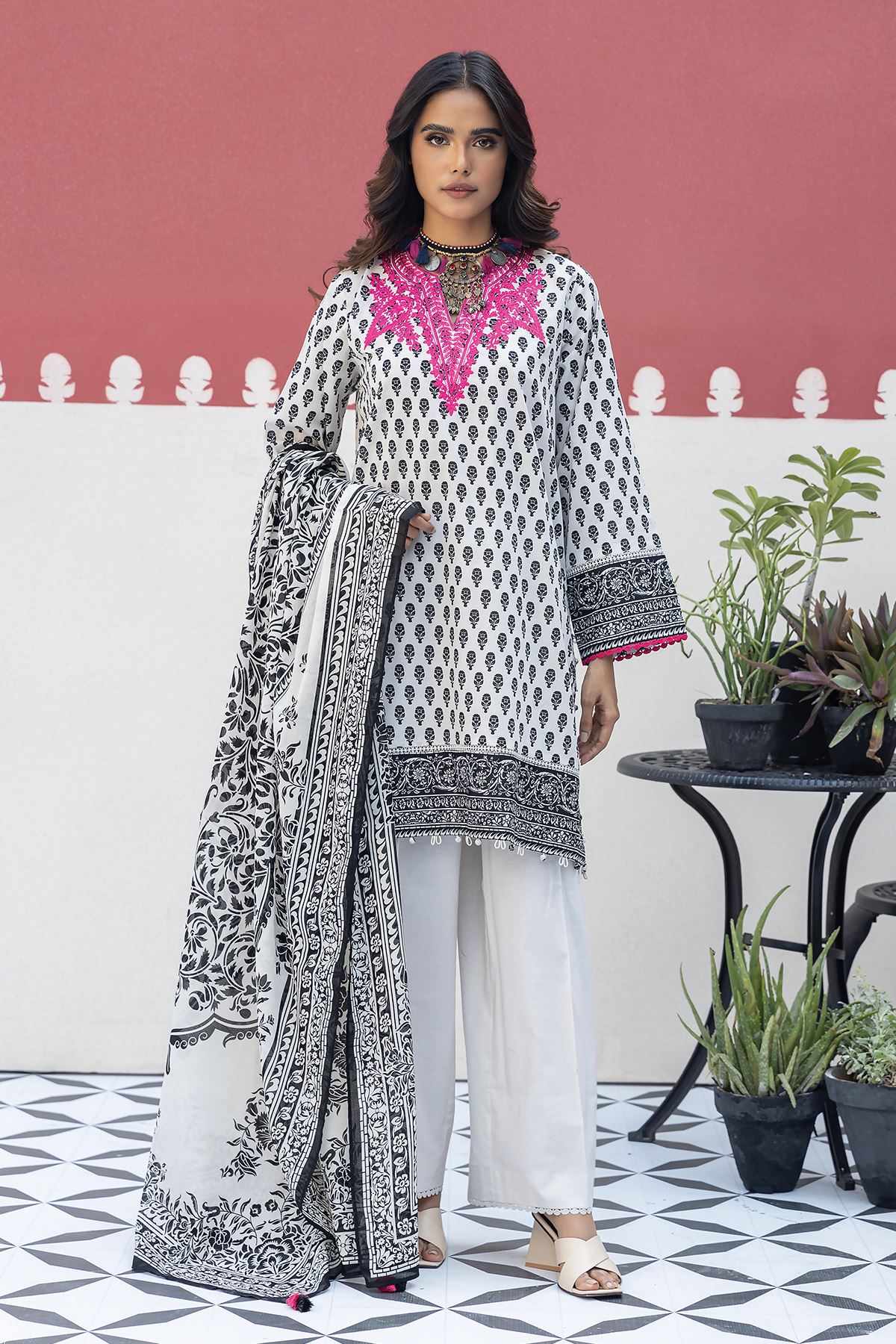 KHAADI UNSTITCHED LAWN