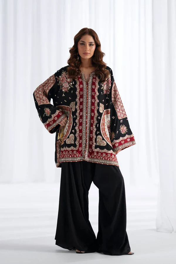 EMBROIDERED SUIT