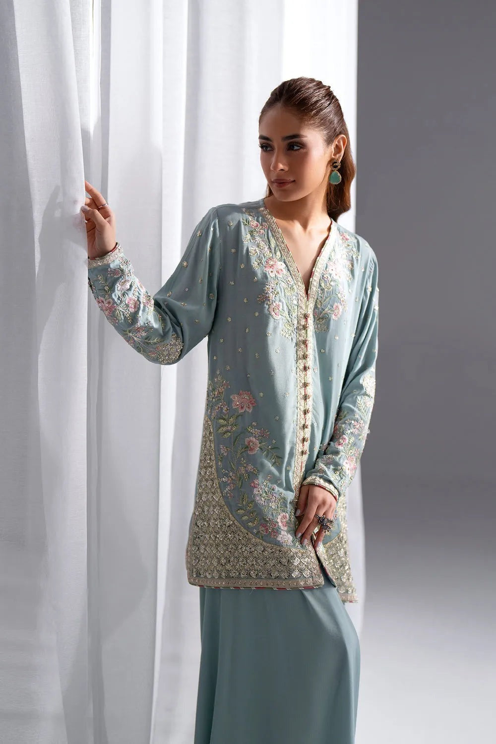 EMBROIDERED SUIT