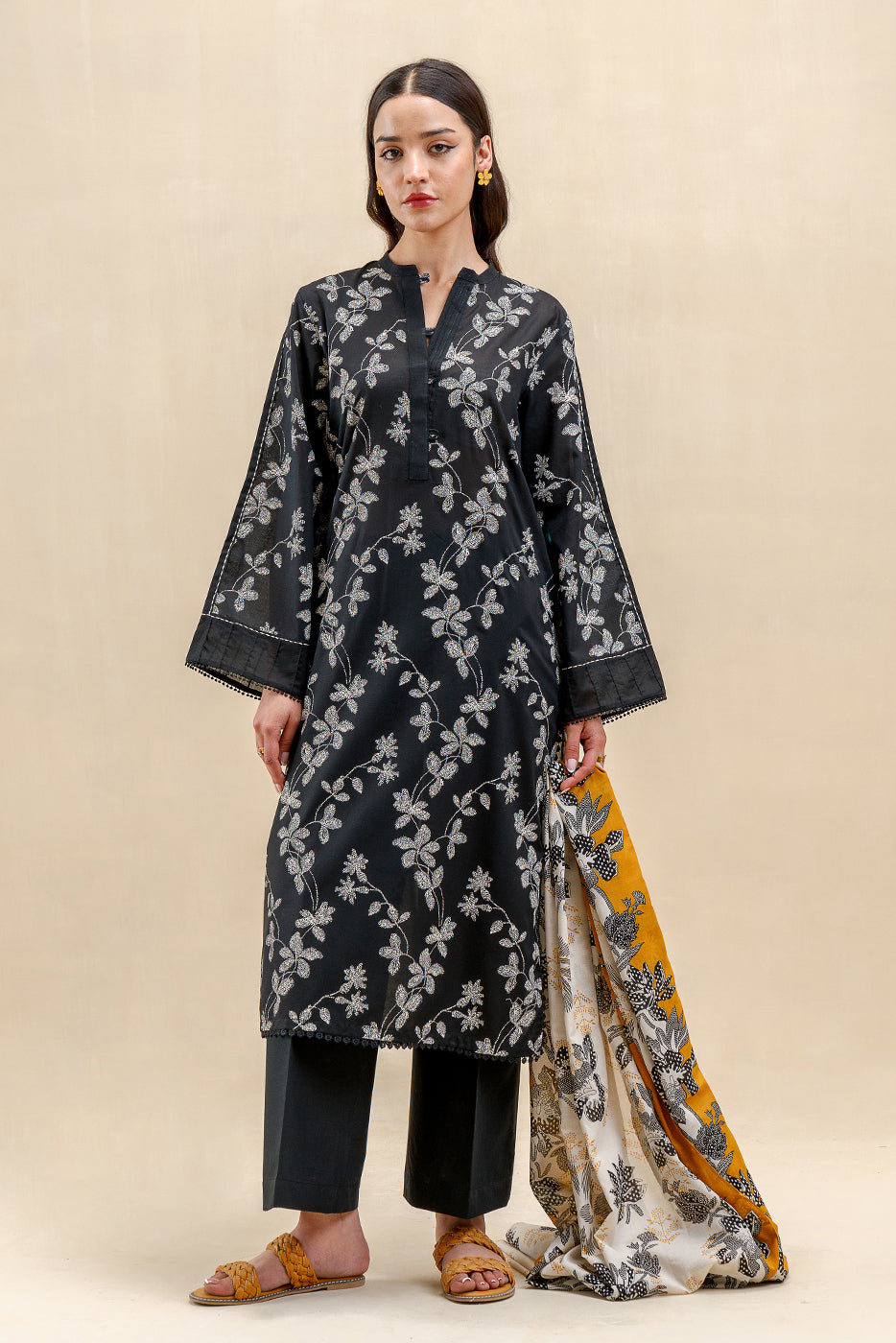 2 PIECE PRINTED LAWN SUIT