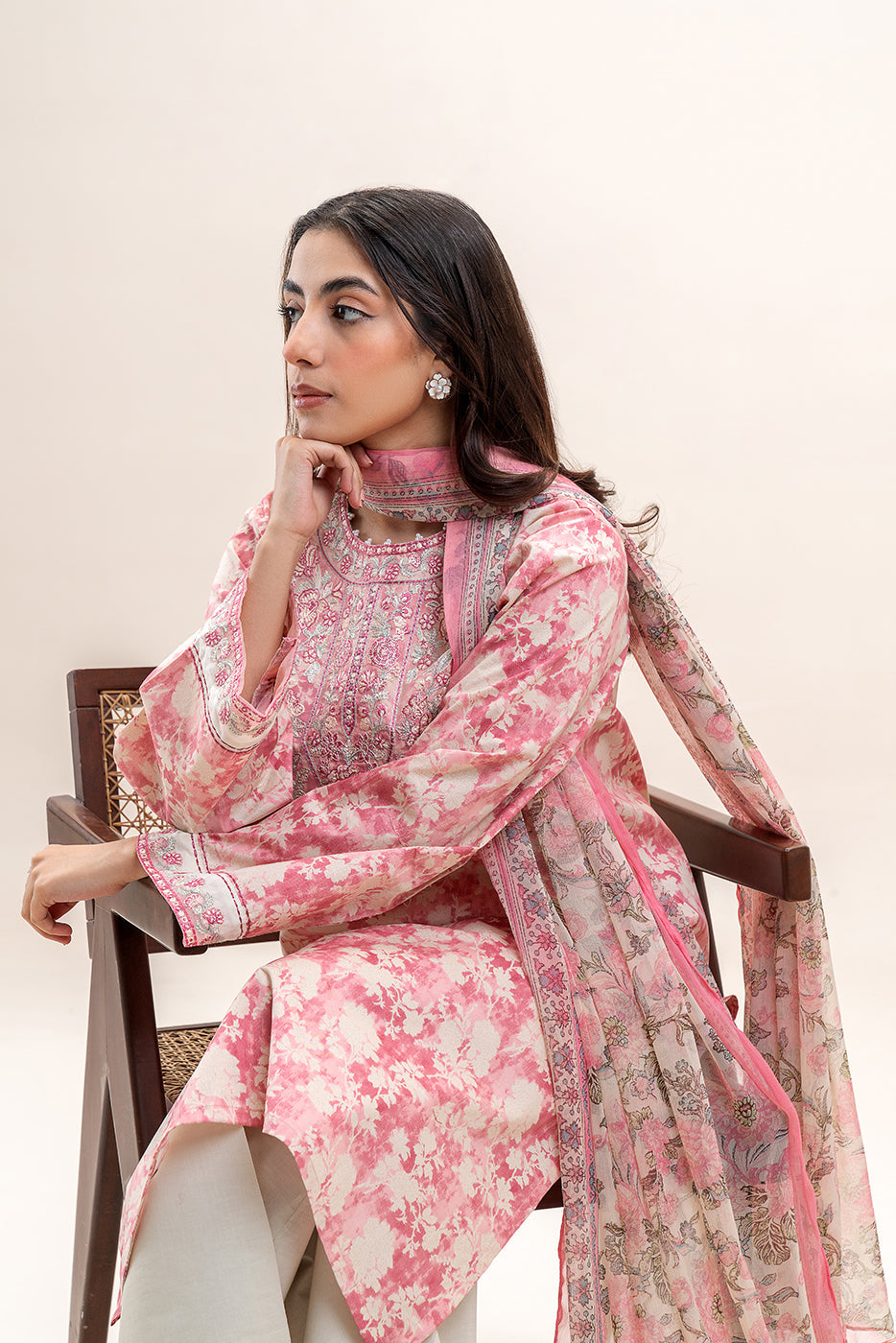 2 PIECE EMBROIDERED LAWN SUIT