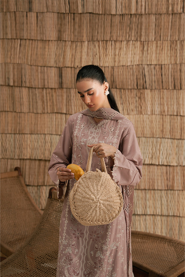 3 PIECE EMBROIDERED LAWN SUIT