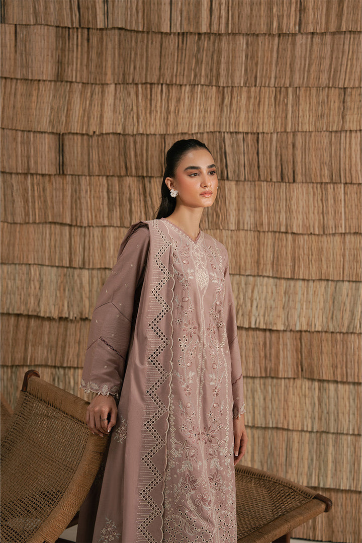 3 PIECE EMBROIDERED LAWN SUIT