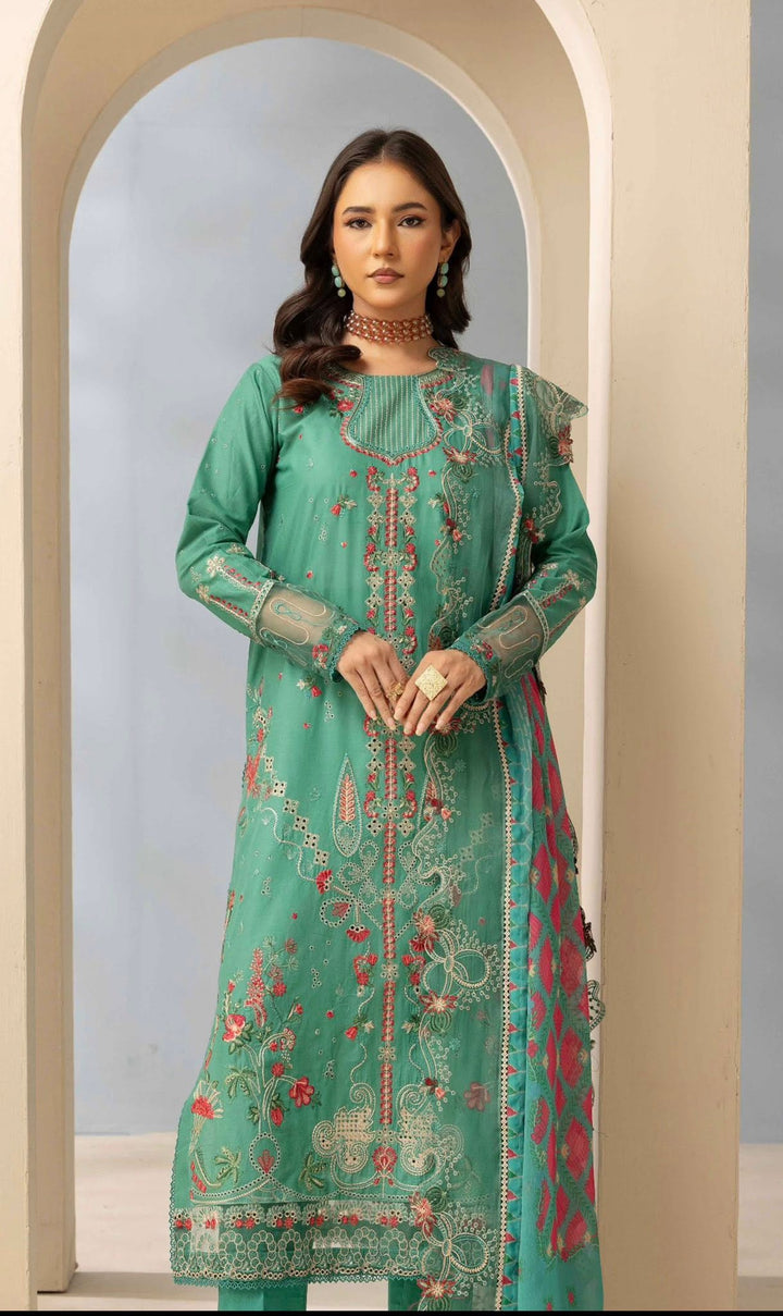 Unstitched Dior Lawn Collection
