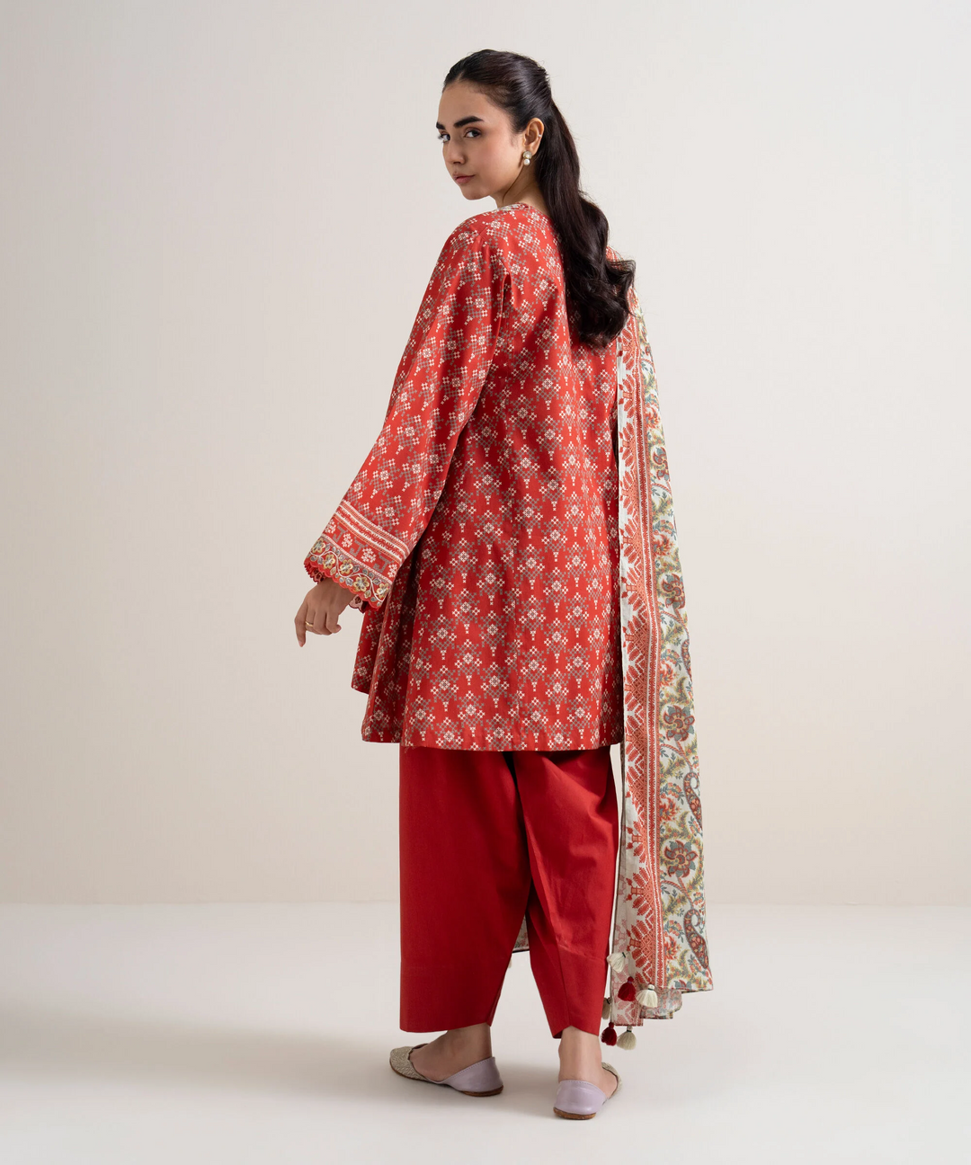 3 Piece - Embroidered Lawn Suit