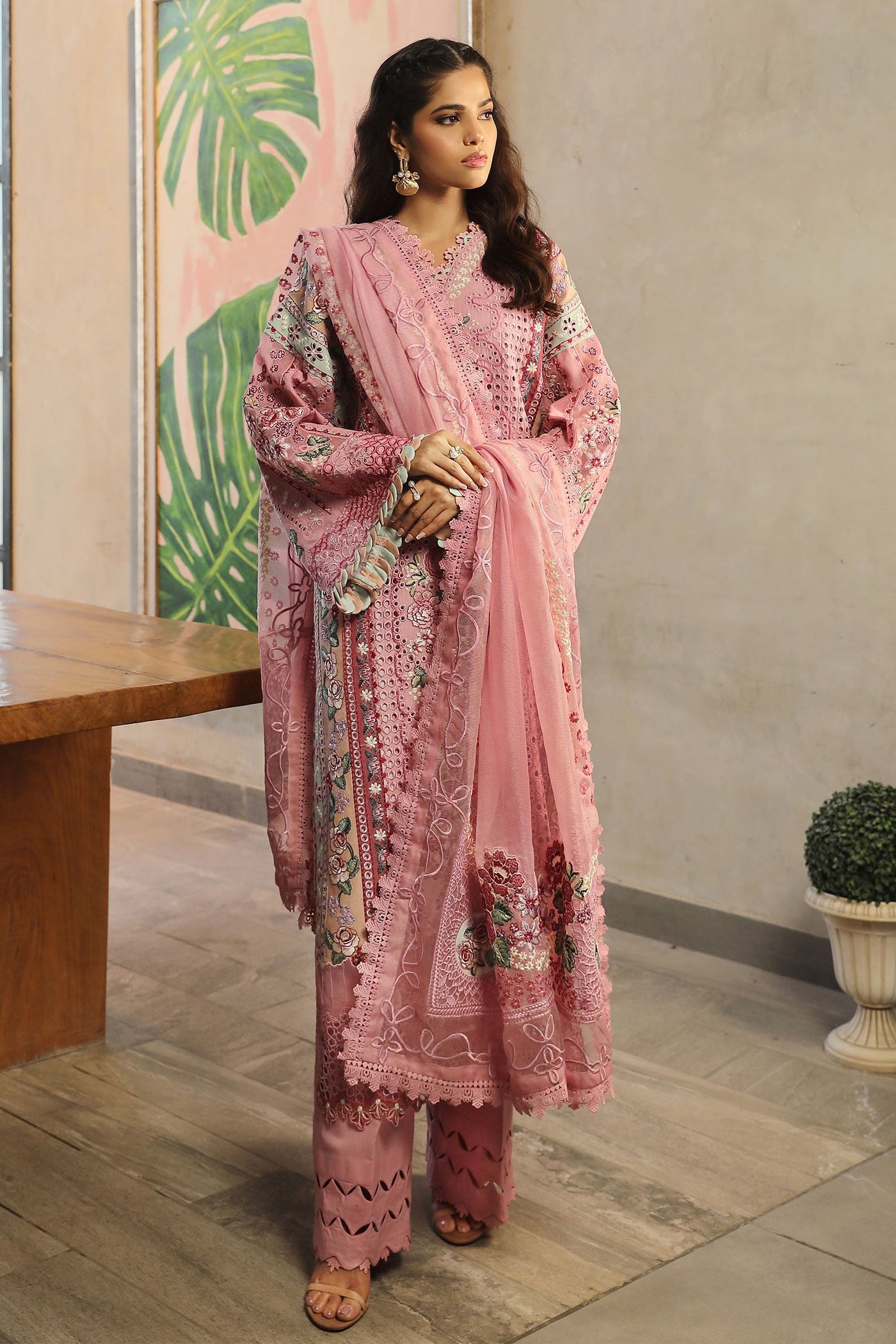 MARYAM HUSSAIN LUXURY LAWN-CORAL