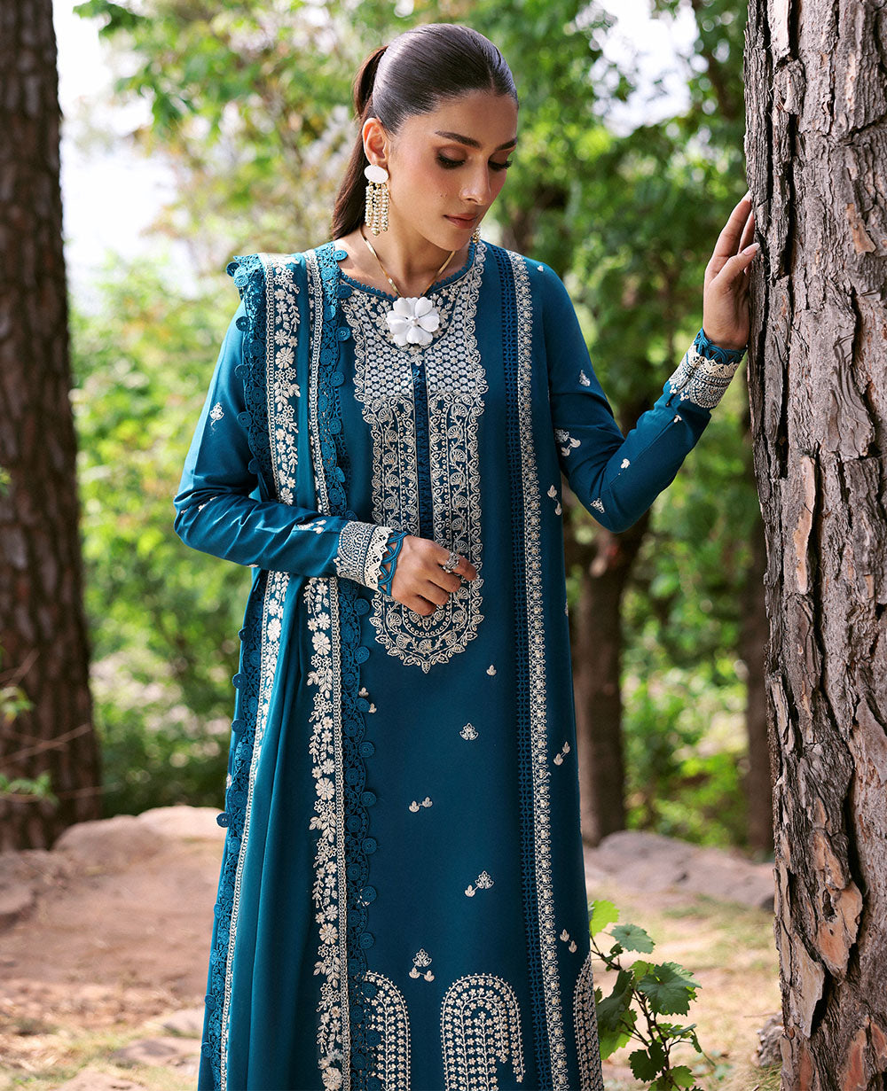 Talia Summer Lawn