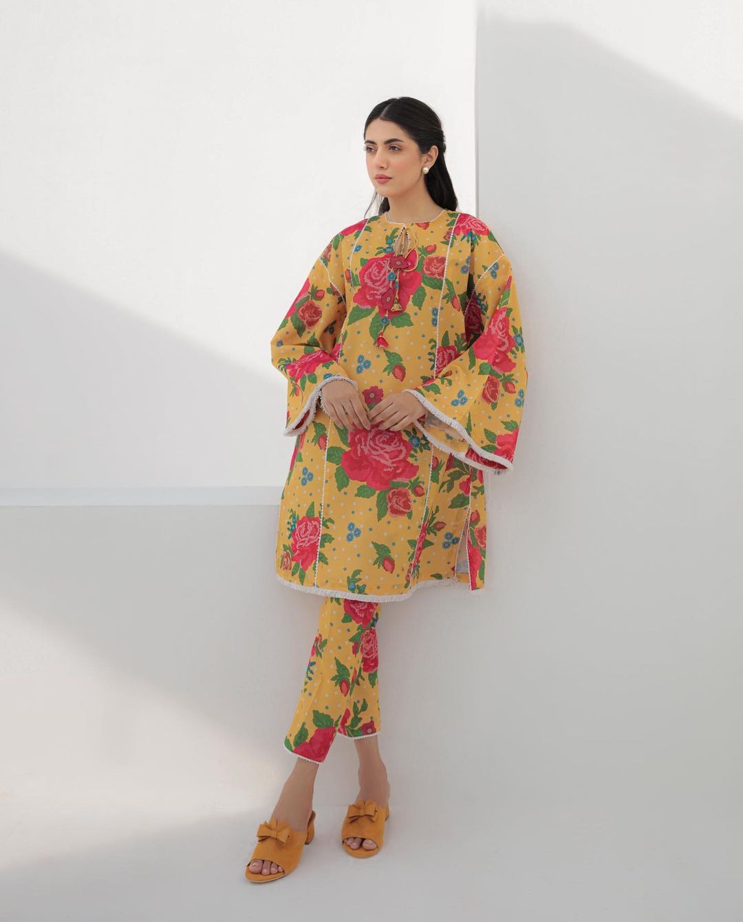 JAZMIN EMBROIDERED  LUXURY LAWN-FIORI