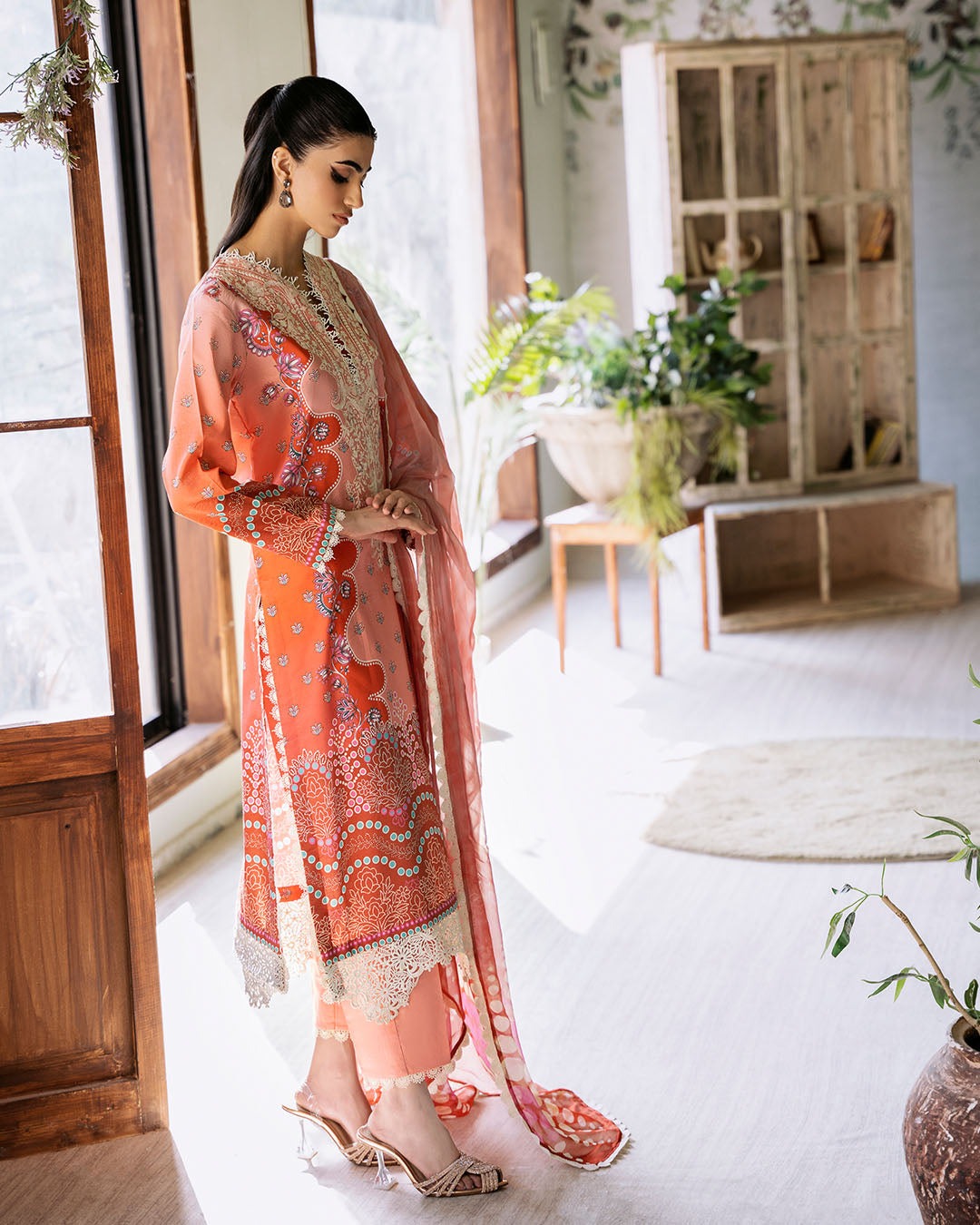 ROHEENAZ FLORA PRINTED LAWN | Serenade