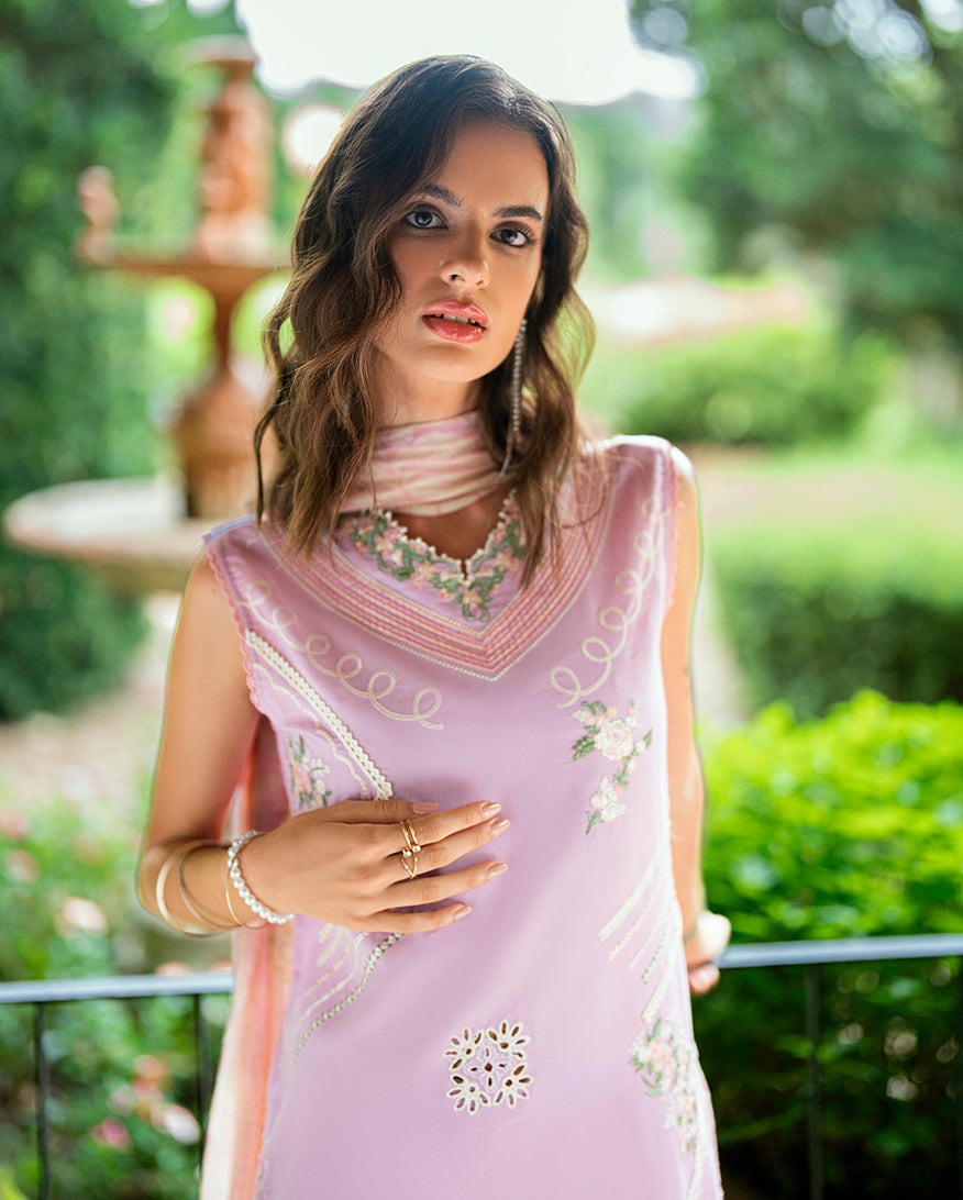 Summer Reverie Luxury Lawn