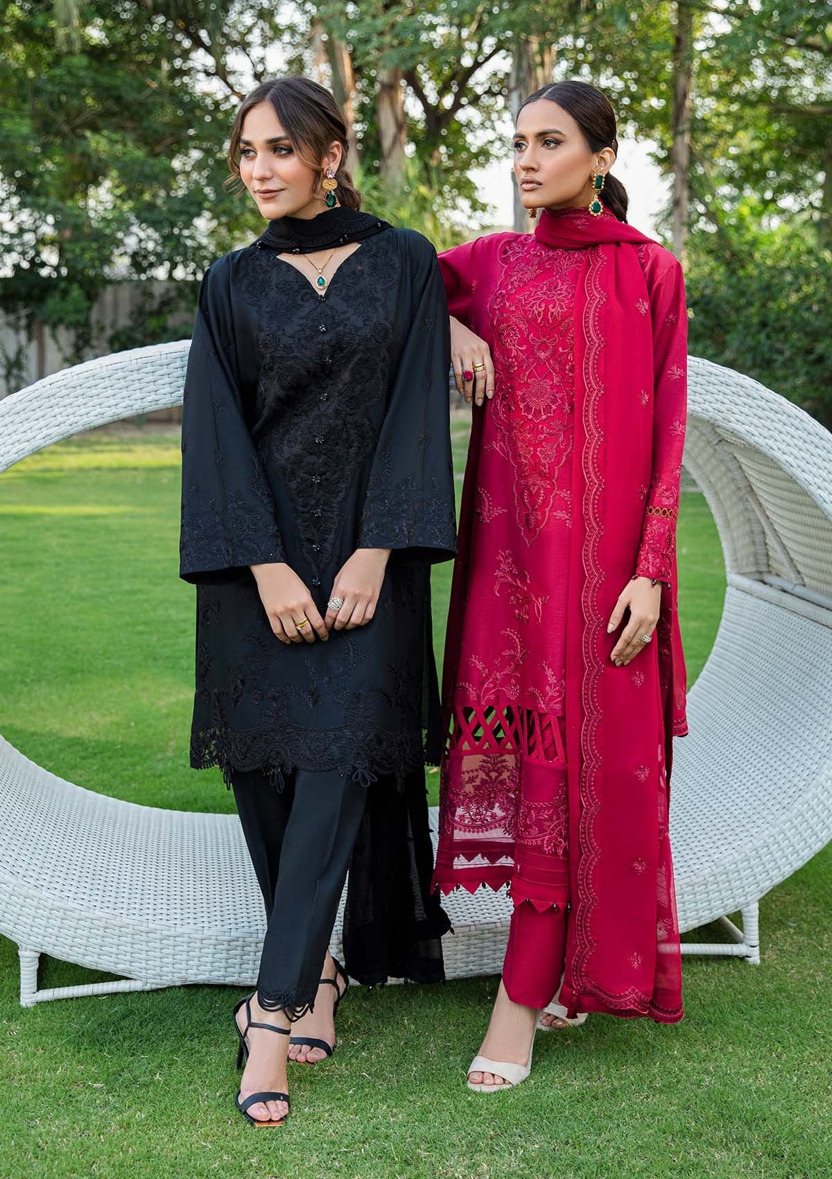 AIK LUXURY LAWN 05-B