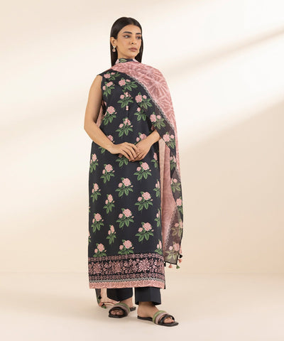 2 PIECE EMBROIDERED LAWN SUIT