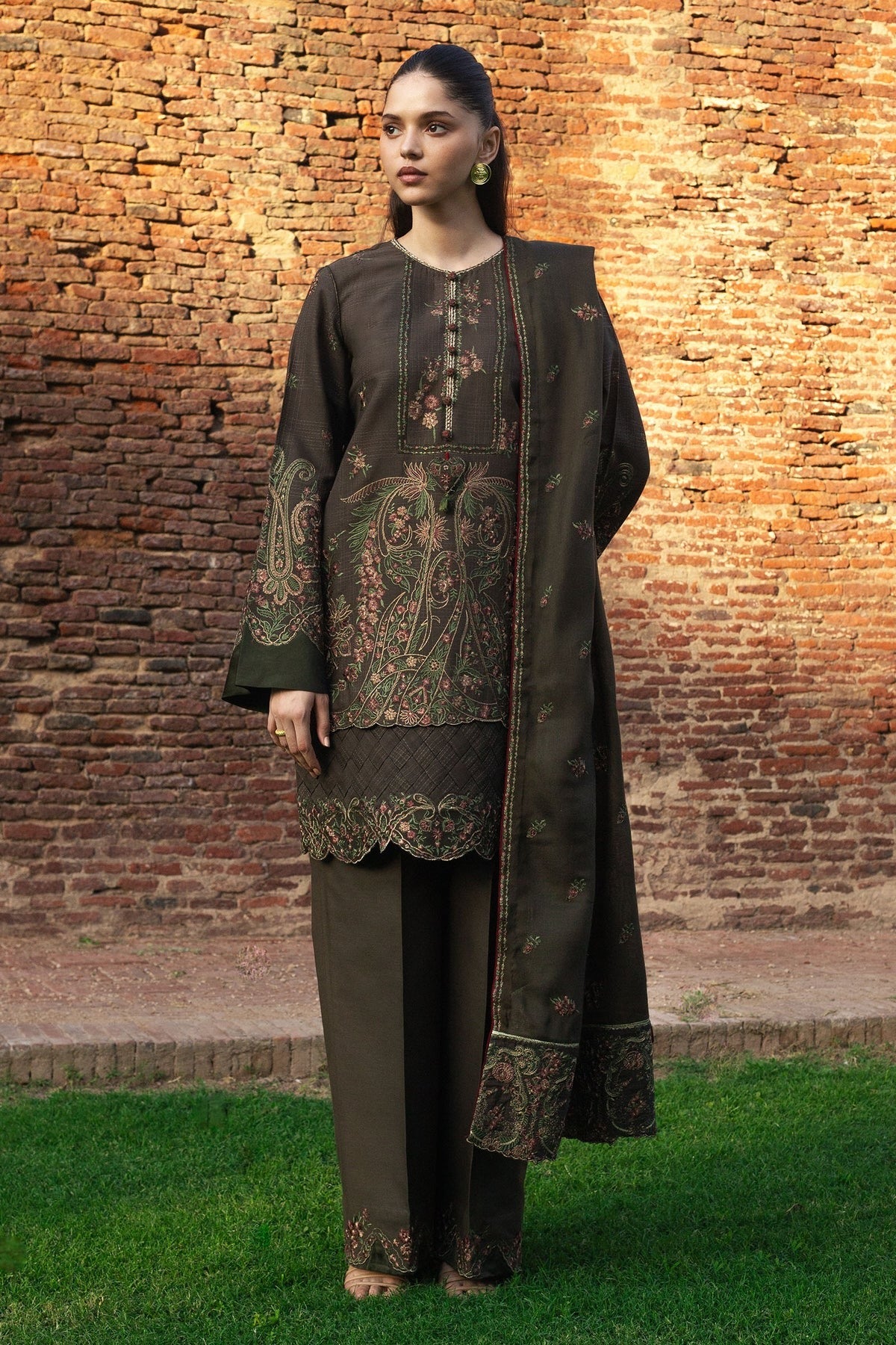 ZARA SHAHJAHAN Winter Unstitched Zohreh-D5