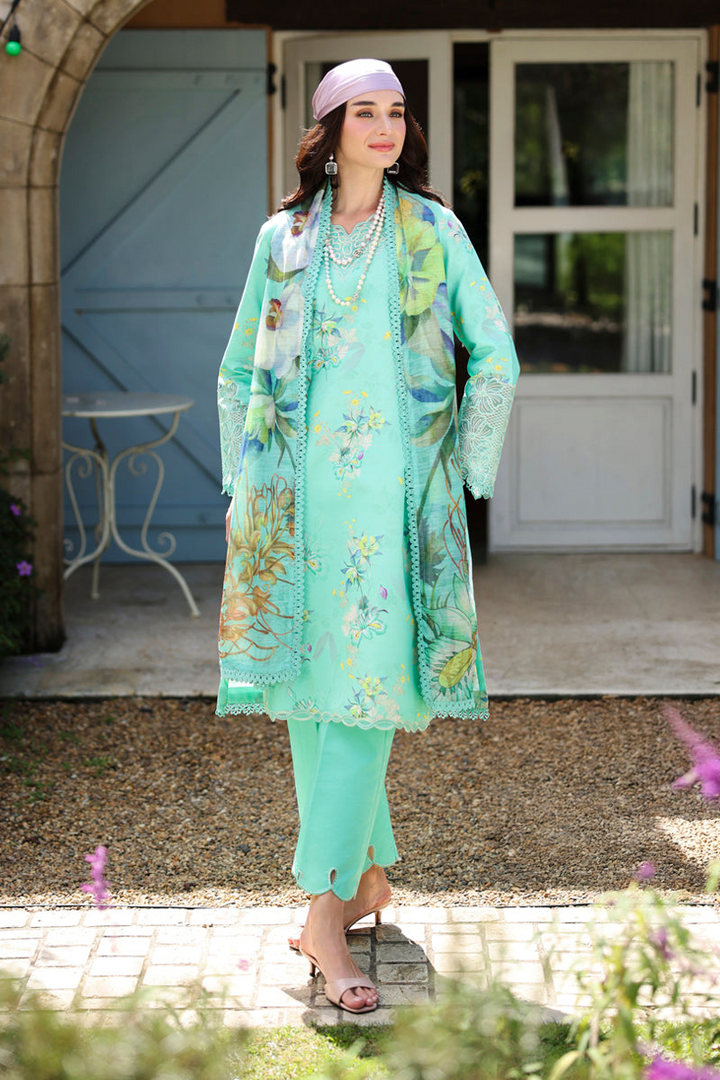 Lifestyle Summer Lawn